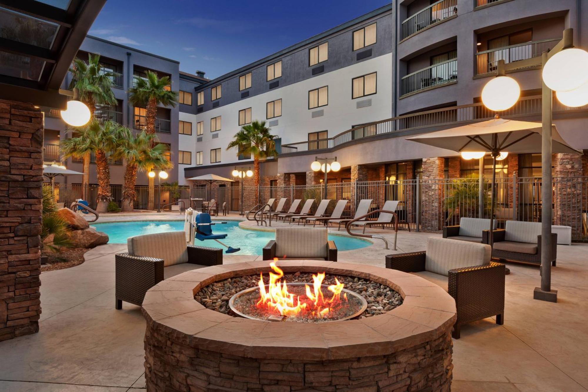 Courtyard By Marriott Las Vegas Stadium Area Extérieur photo