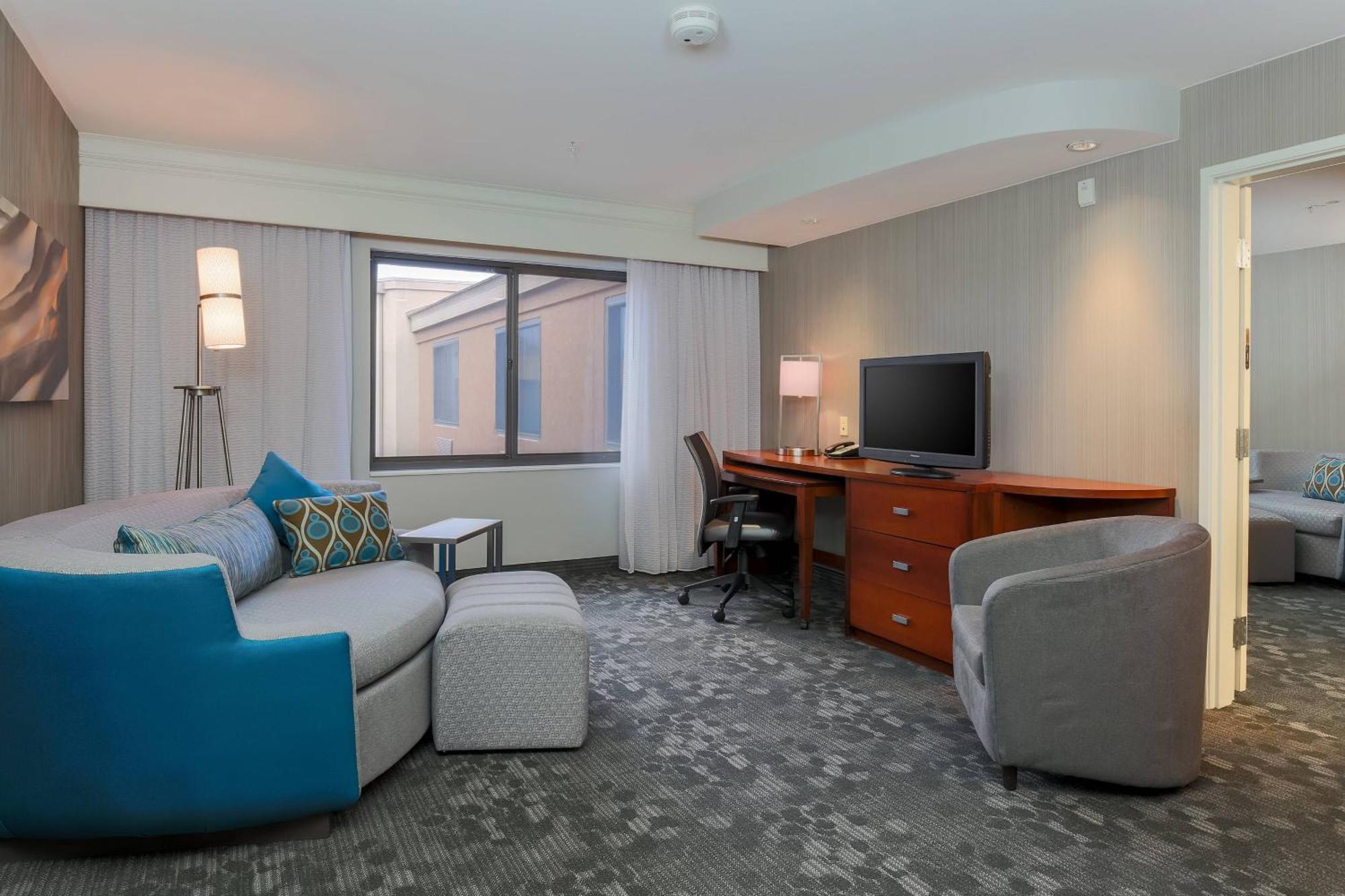 Courtyard By Marriott Las Vegas Stadium Area Extérieur photo