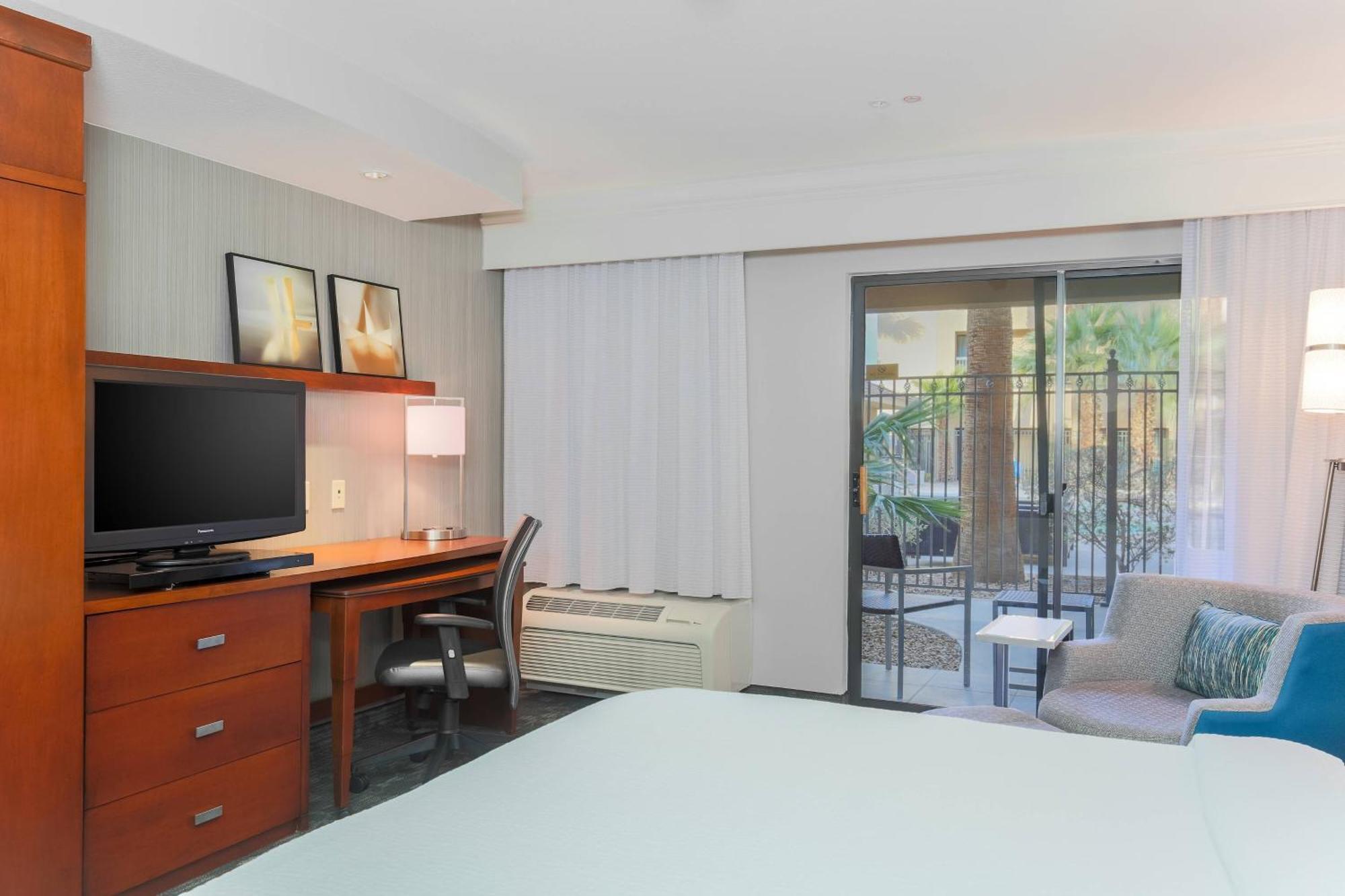 Courtyard By Marriott Las Vegas Stadium Area Extérieur photo
