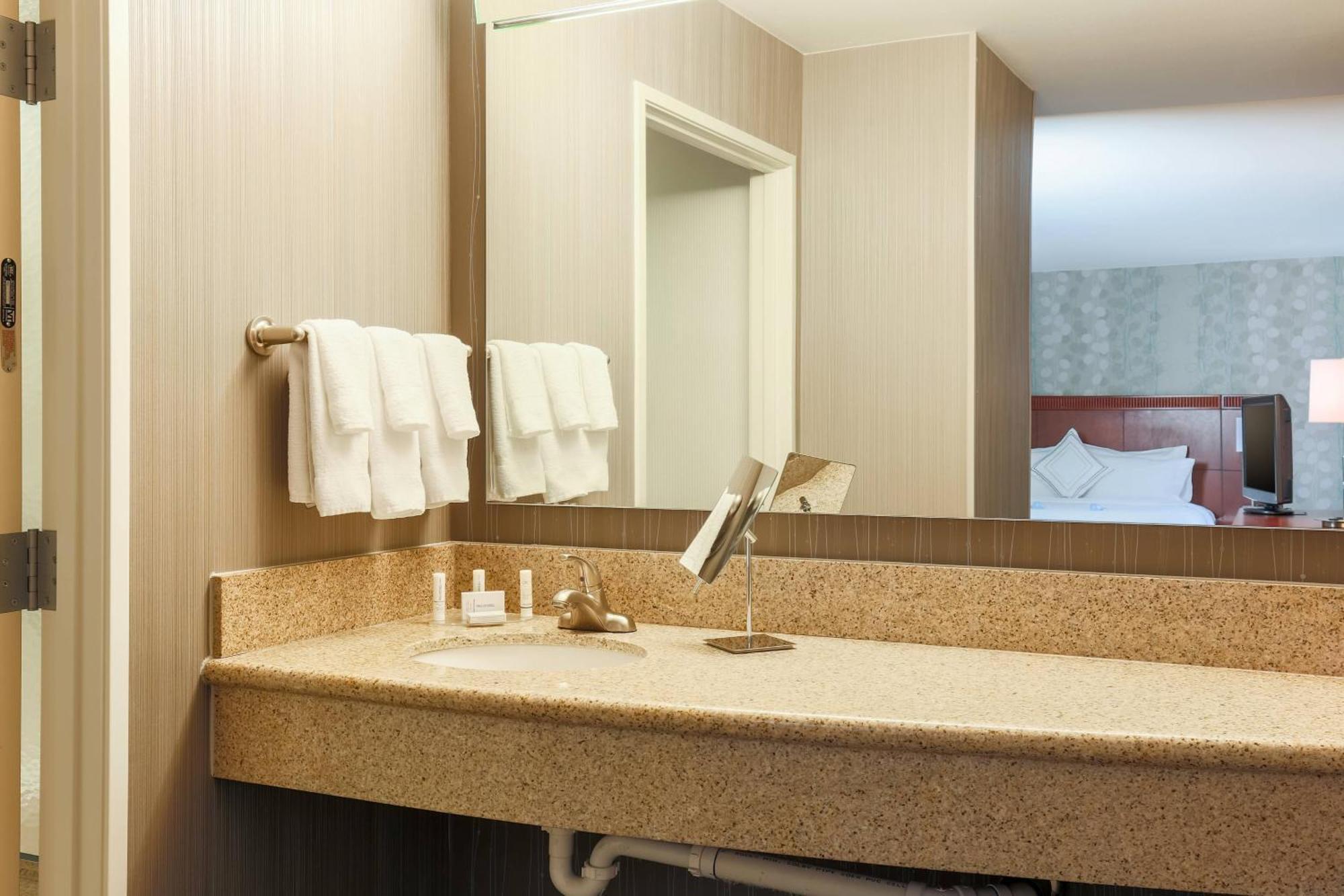Courtyard By Marriott Las Vegas Stadium Area Extérieur photo