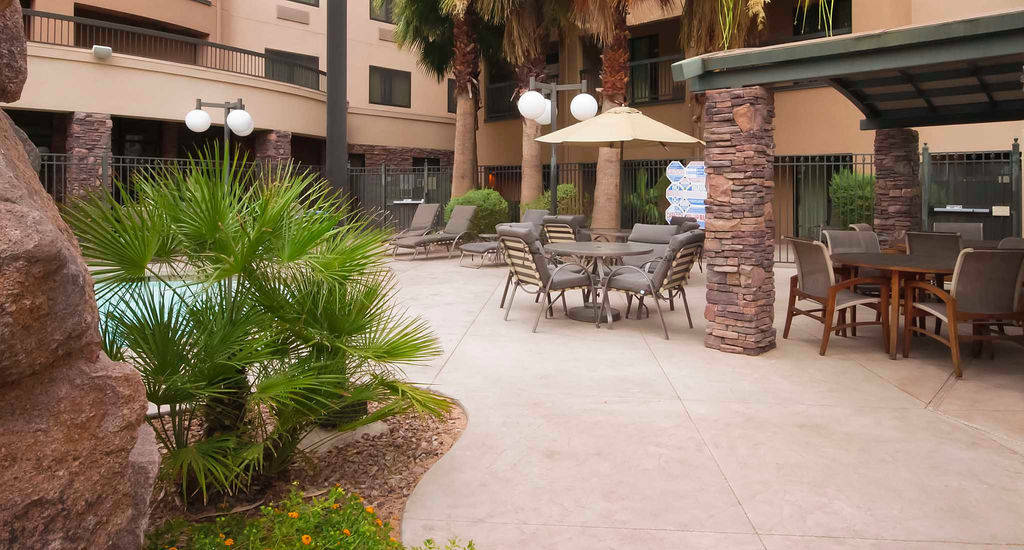Courtyard By Marriott Las Vegas Stadium Area Extérieur photo